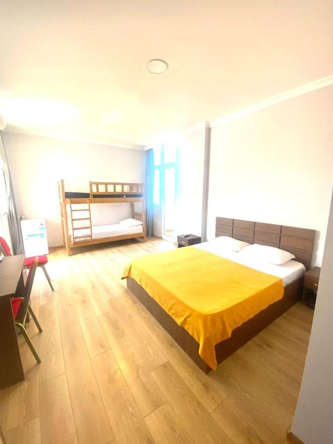 Mimino Aparthotel Batumi Esterno foto