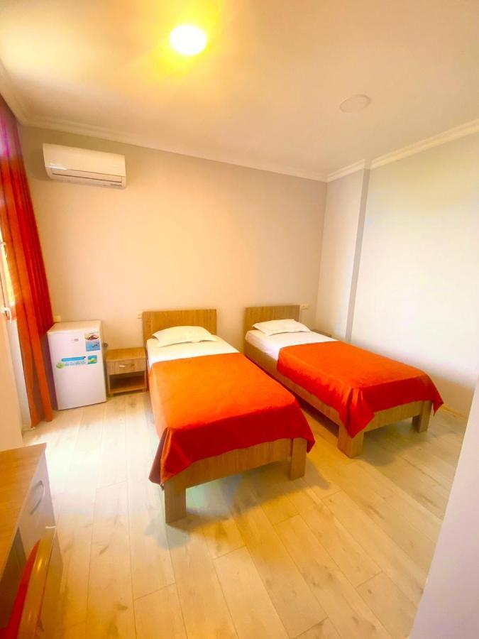 Mimino Aparthotel Batumi Esterno foto