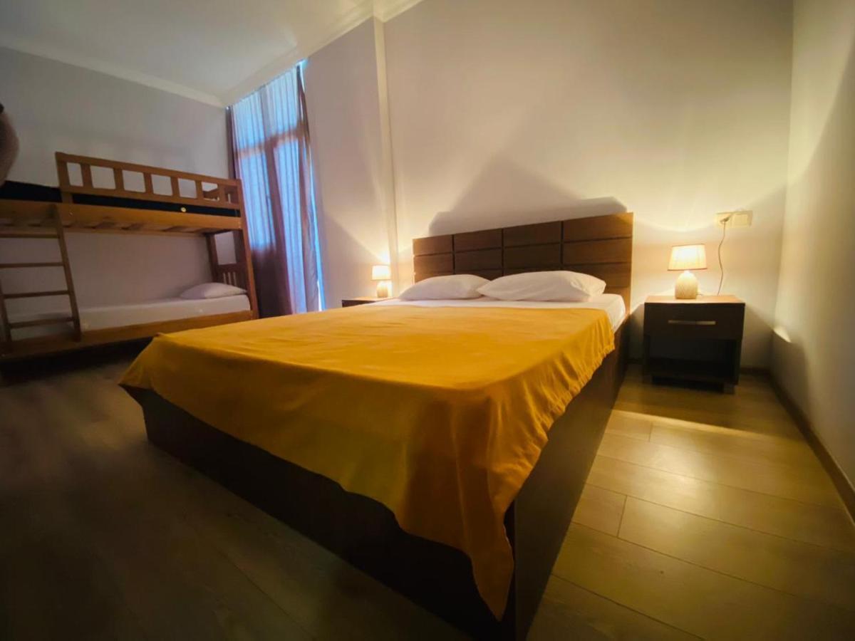Mimino Aparthotel Batumi Esterno foto