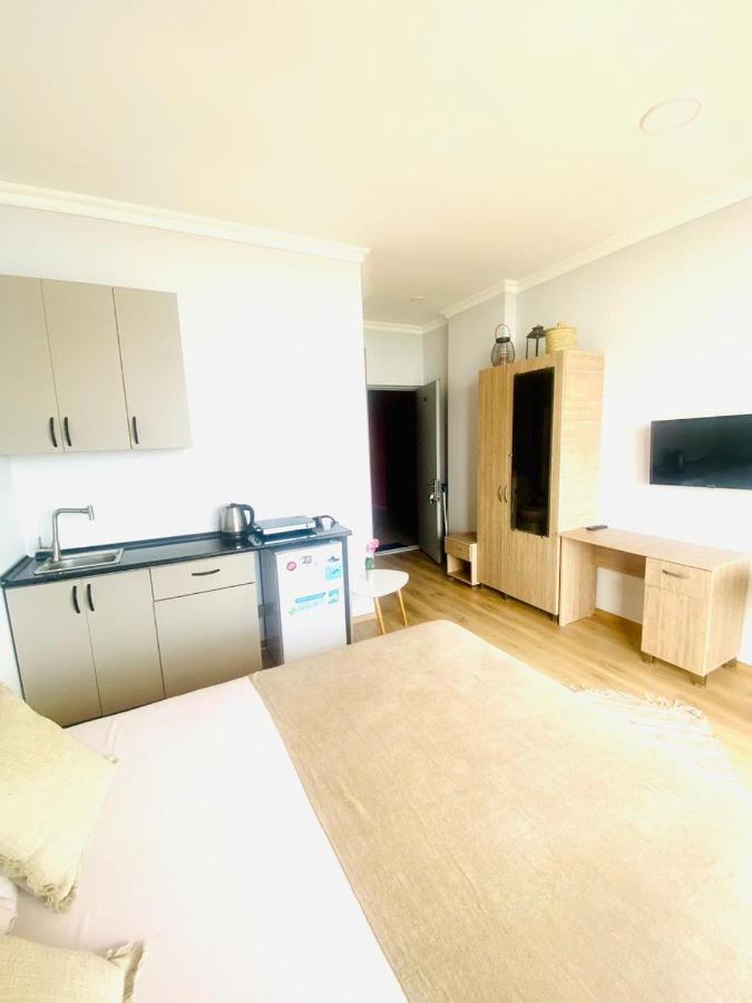 Mimino Aparthotel Batumi Esterno foto